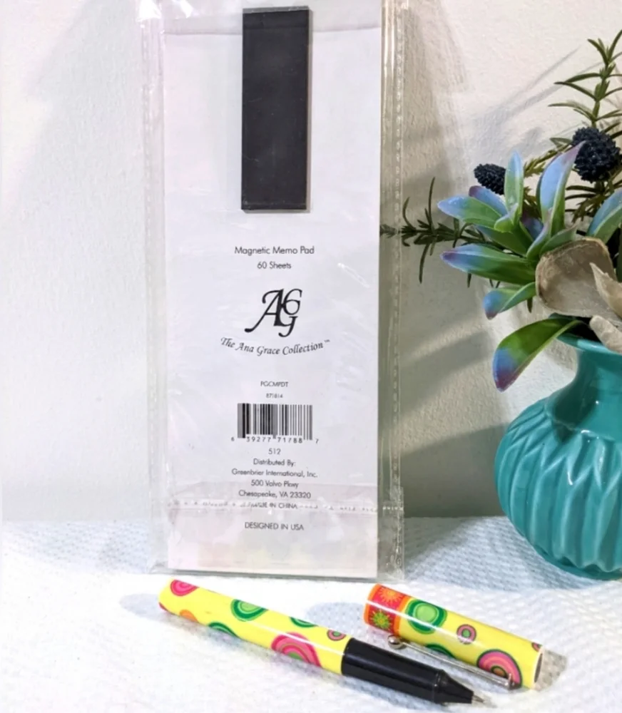 💛 Friends Forever Desk Quote Book Notepads Pens & Giftbag 6 Pc SET